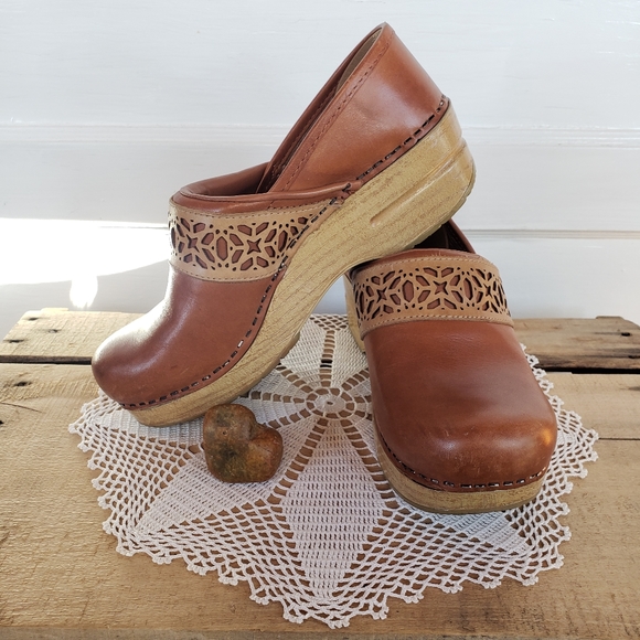 🌾Dansko Honey Clogs•Rustic Cottage•Western Tooled Belt•Tan•EU37/ 6.5-7 US - Picture 13 of 15